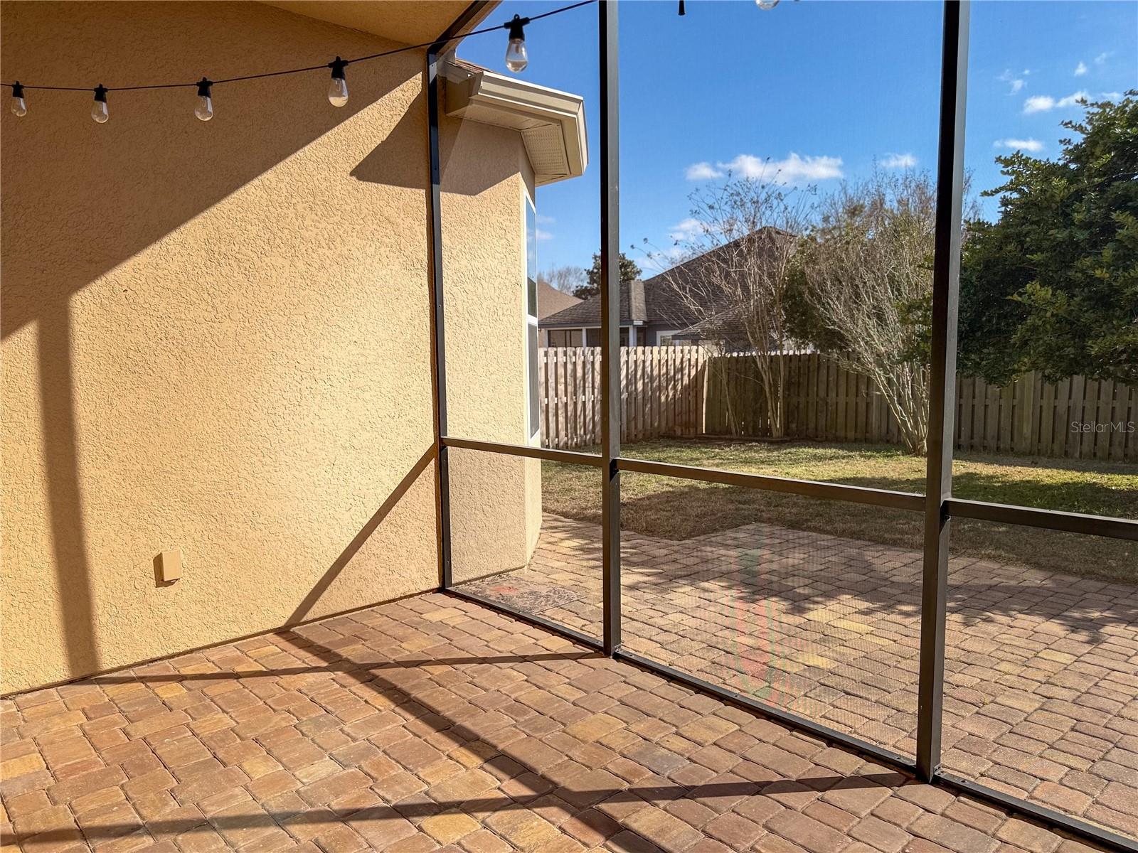 Image 31 of 41 For 14637 27th Place