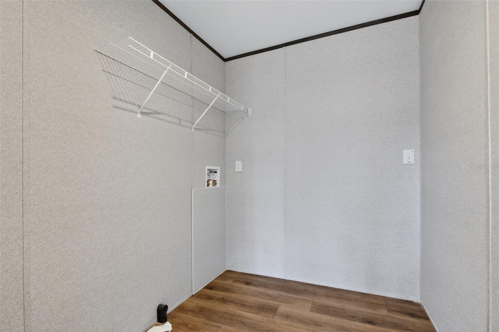 Image 22 of 74 For 419 Lily Trail