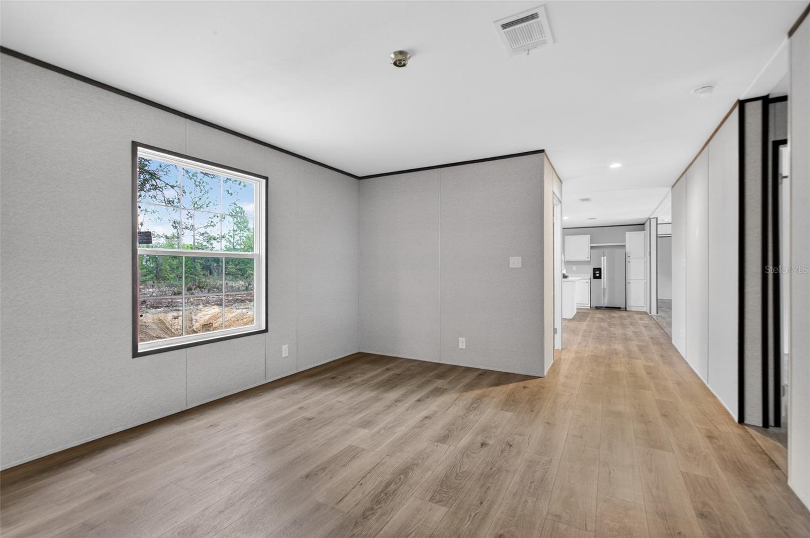 Image 27 of 74 For 419 Lily Trail