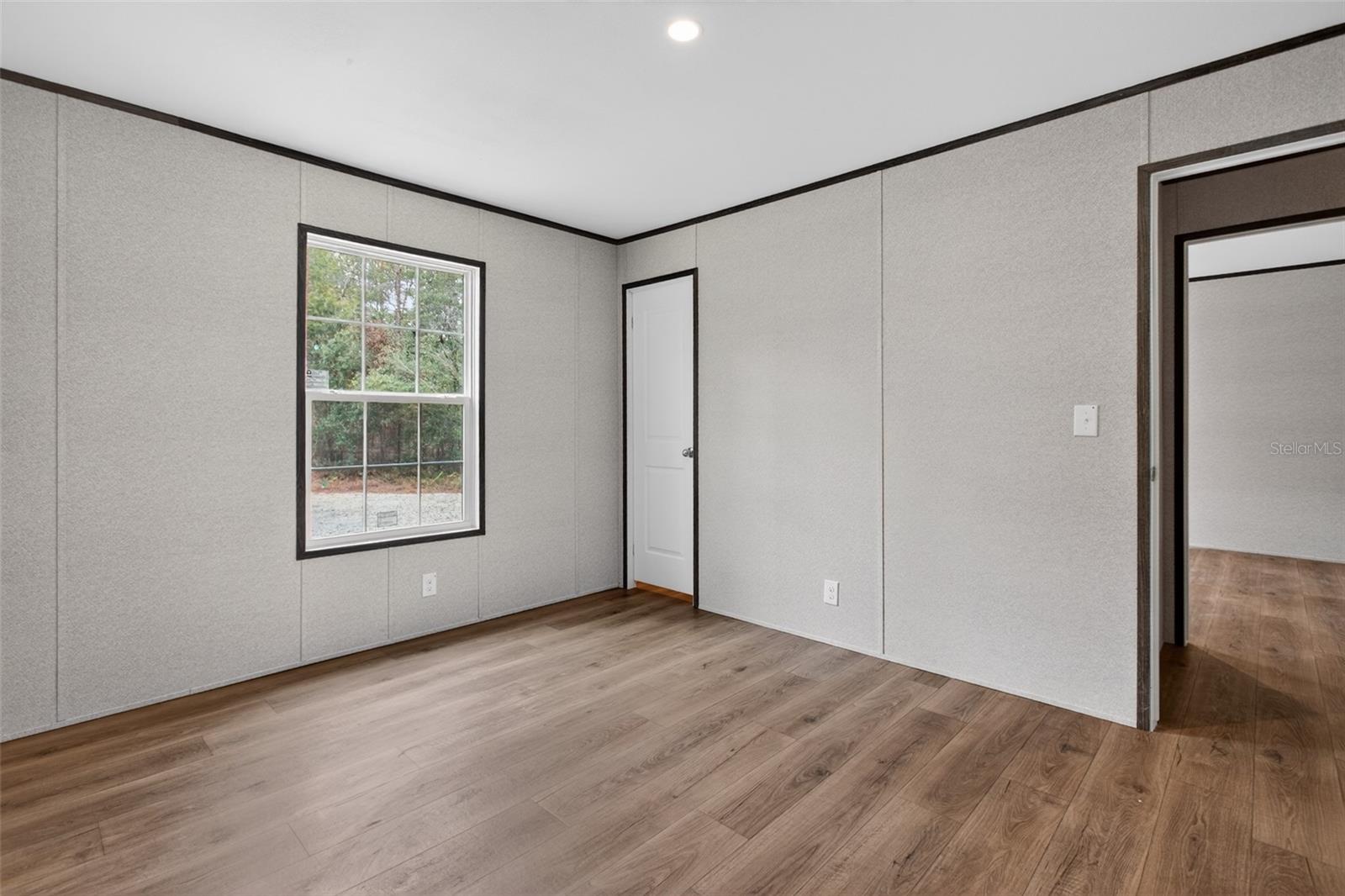 Image 34 of 74 For 419 Lily Trail