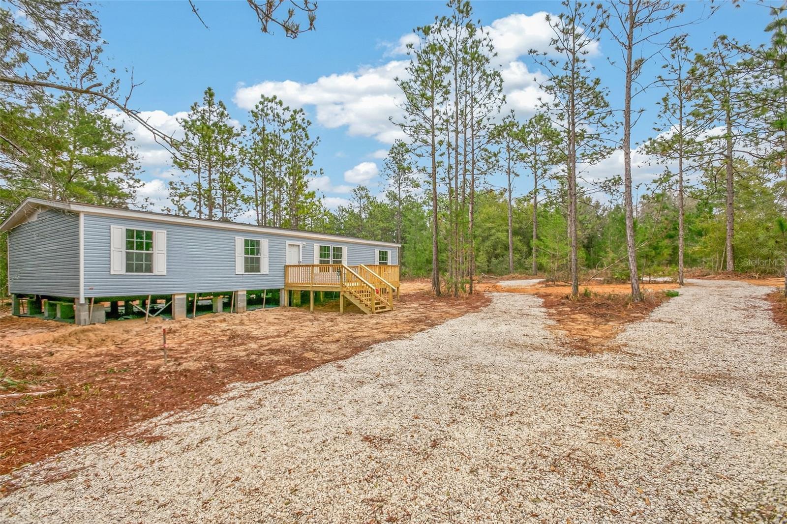 Image 35 of 74 For 419 Lily Trail