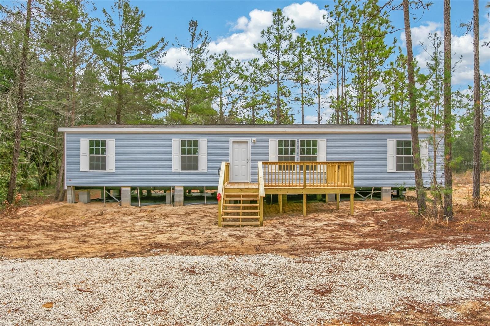 Image 36 of 74 For 419 Lily Trail