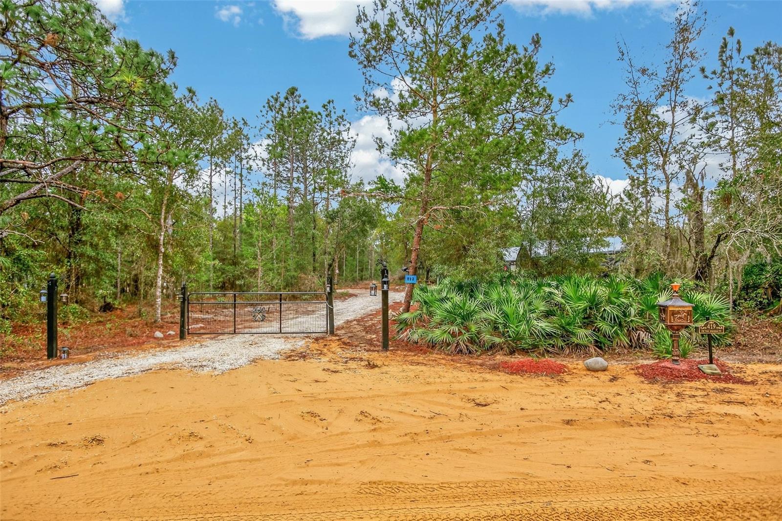 Image 57 of 74 For 419 Lily Trail