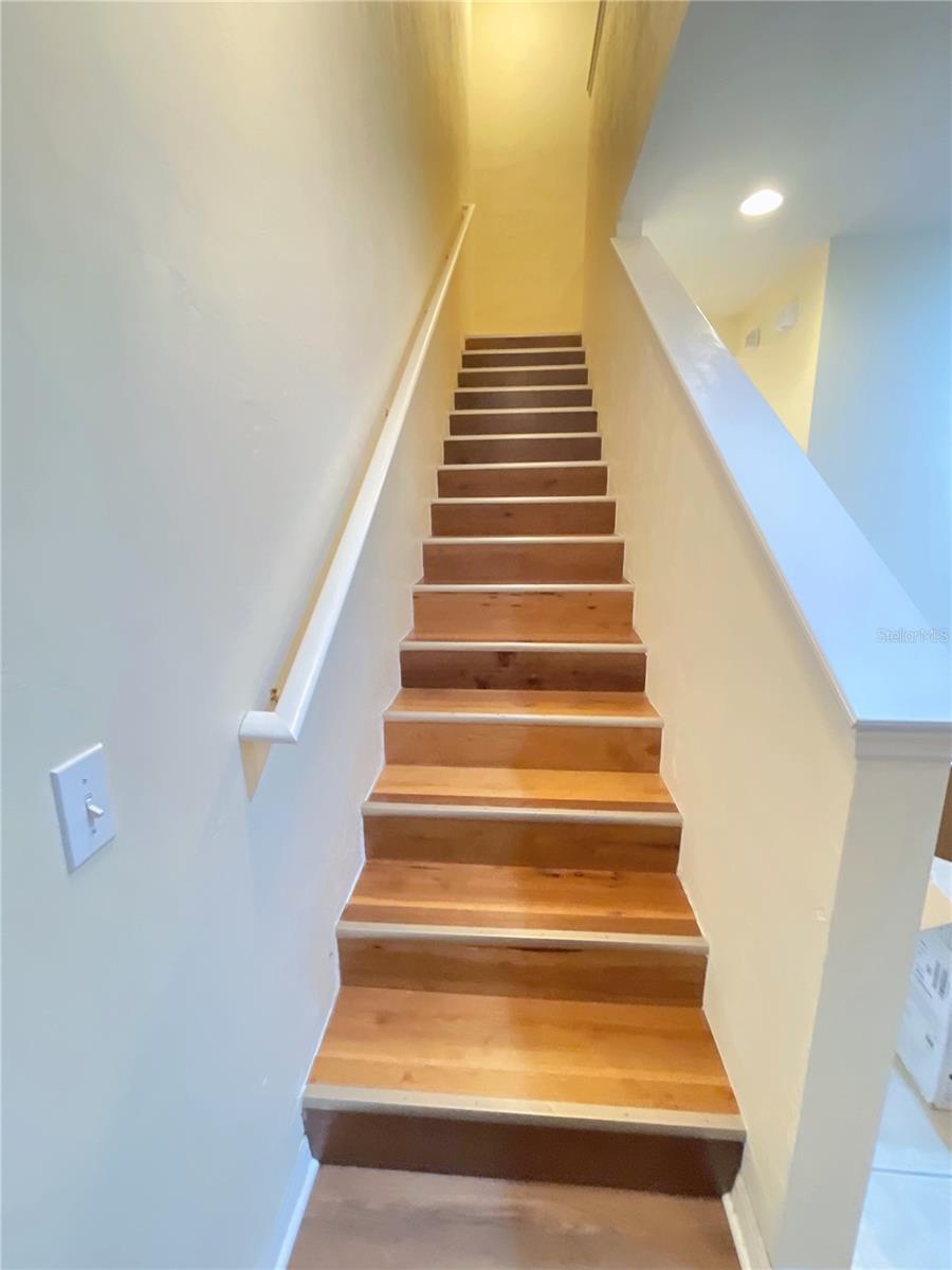 Image 16 of 33 For 1559 Nw 29th Road 5