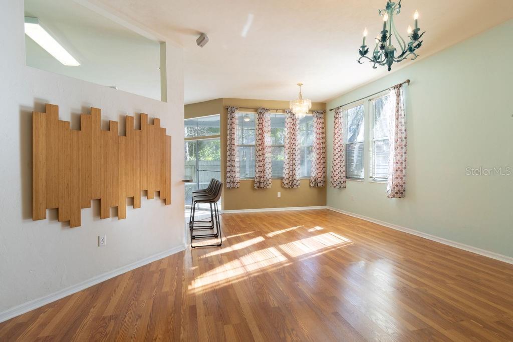 Image 11 of 30 For 9918 52nd Road