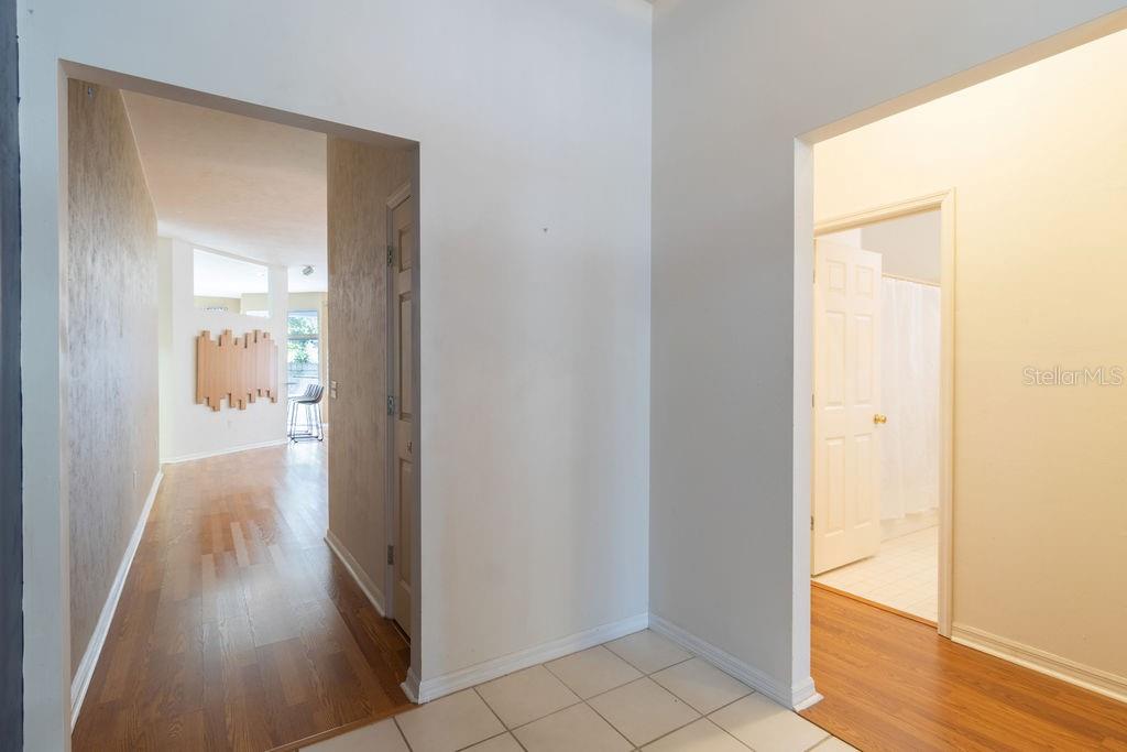 Image 5 of 30 For 9918 52nd Road