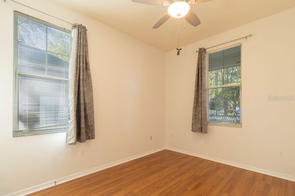 Image 8 of 30 For 9918 52nd Road