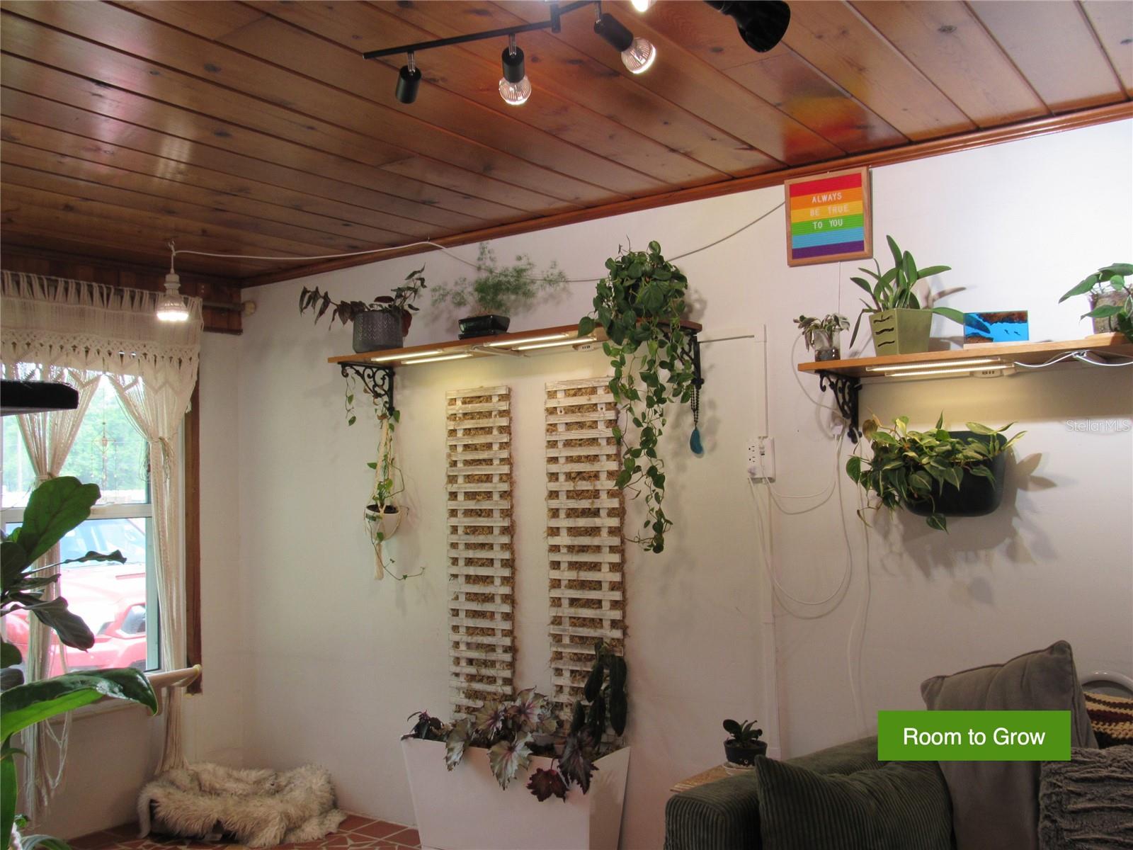 Image 13 of 40 For 20526 State Road 121