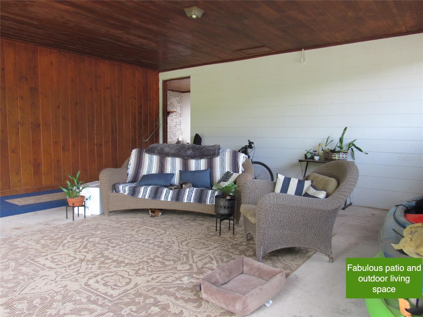 Image 32 of 40 For 20526 State Road 121