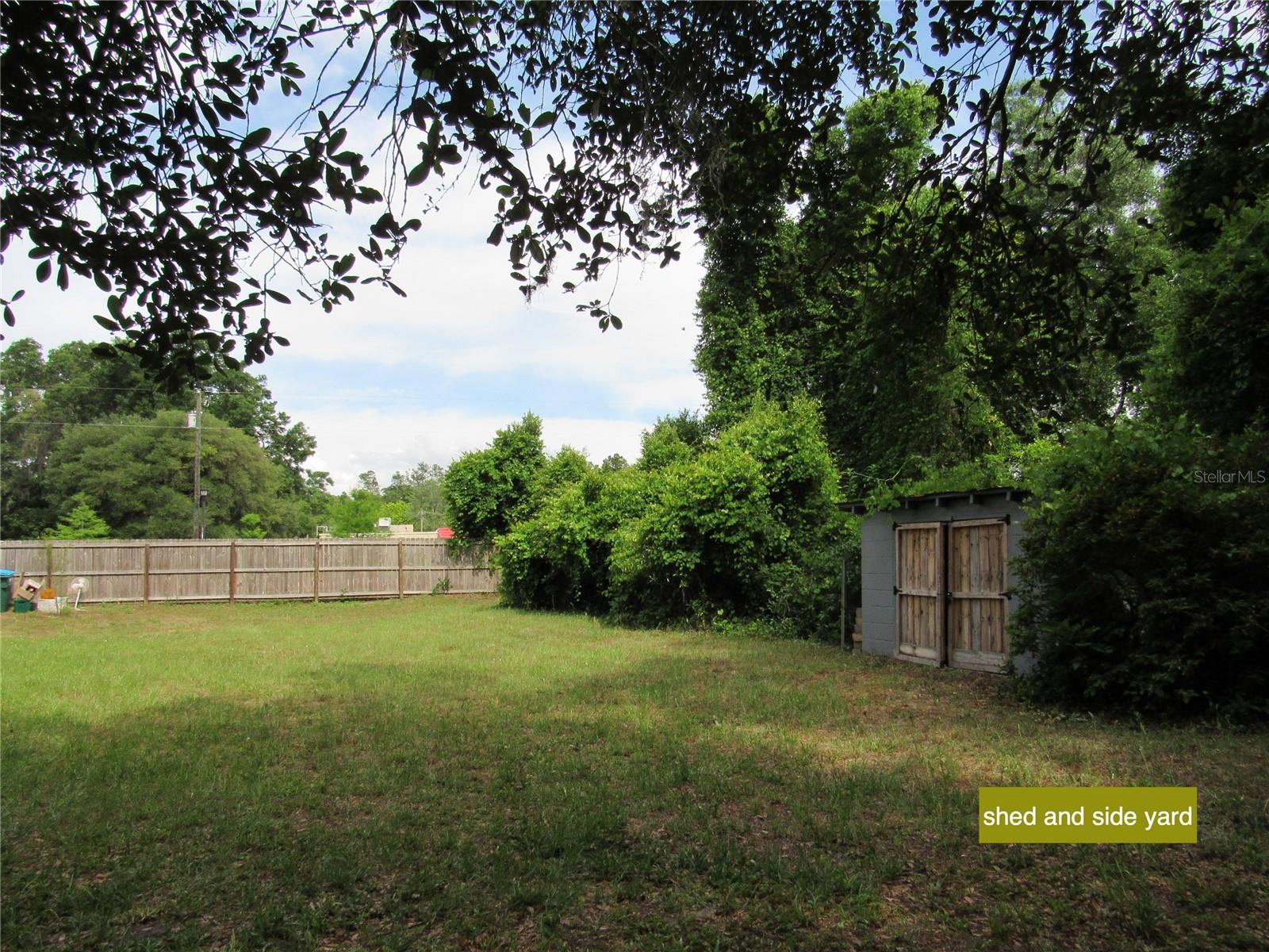 Image 5 of 40 For 20526 State Road 121