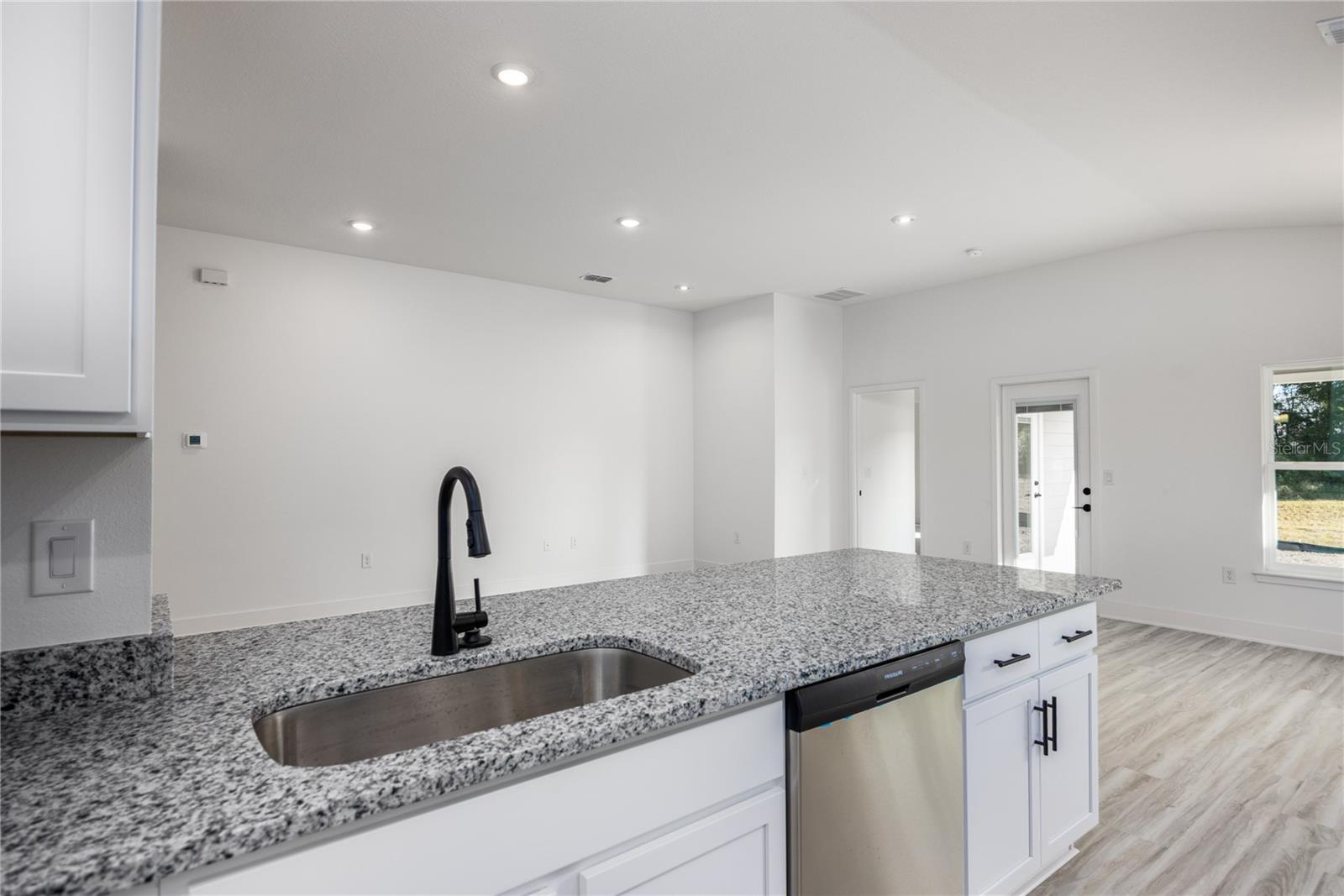 Image 11 of 21 For 13622 150th Circle