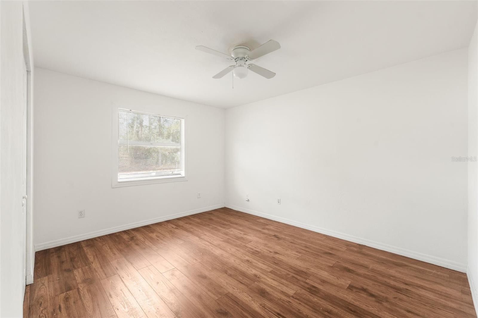 Image 13 of 21 For 1911 14th Avenue