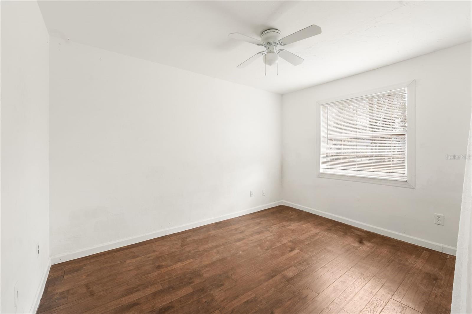 Image 16 of 21 For 1911 14th Avenue