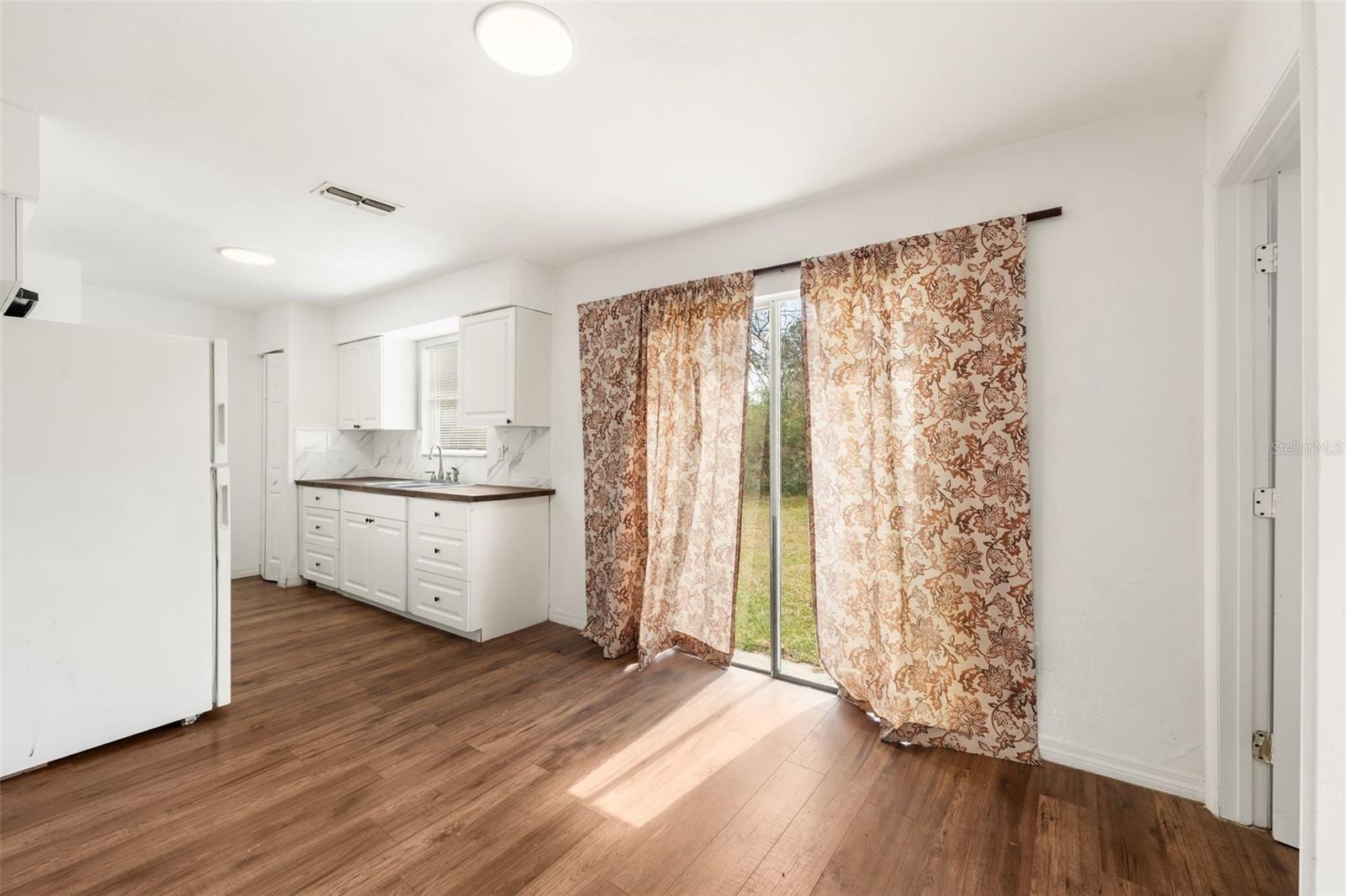 Image 7 of 21 For 1911 14th Avenue