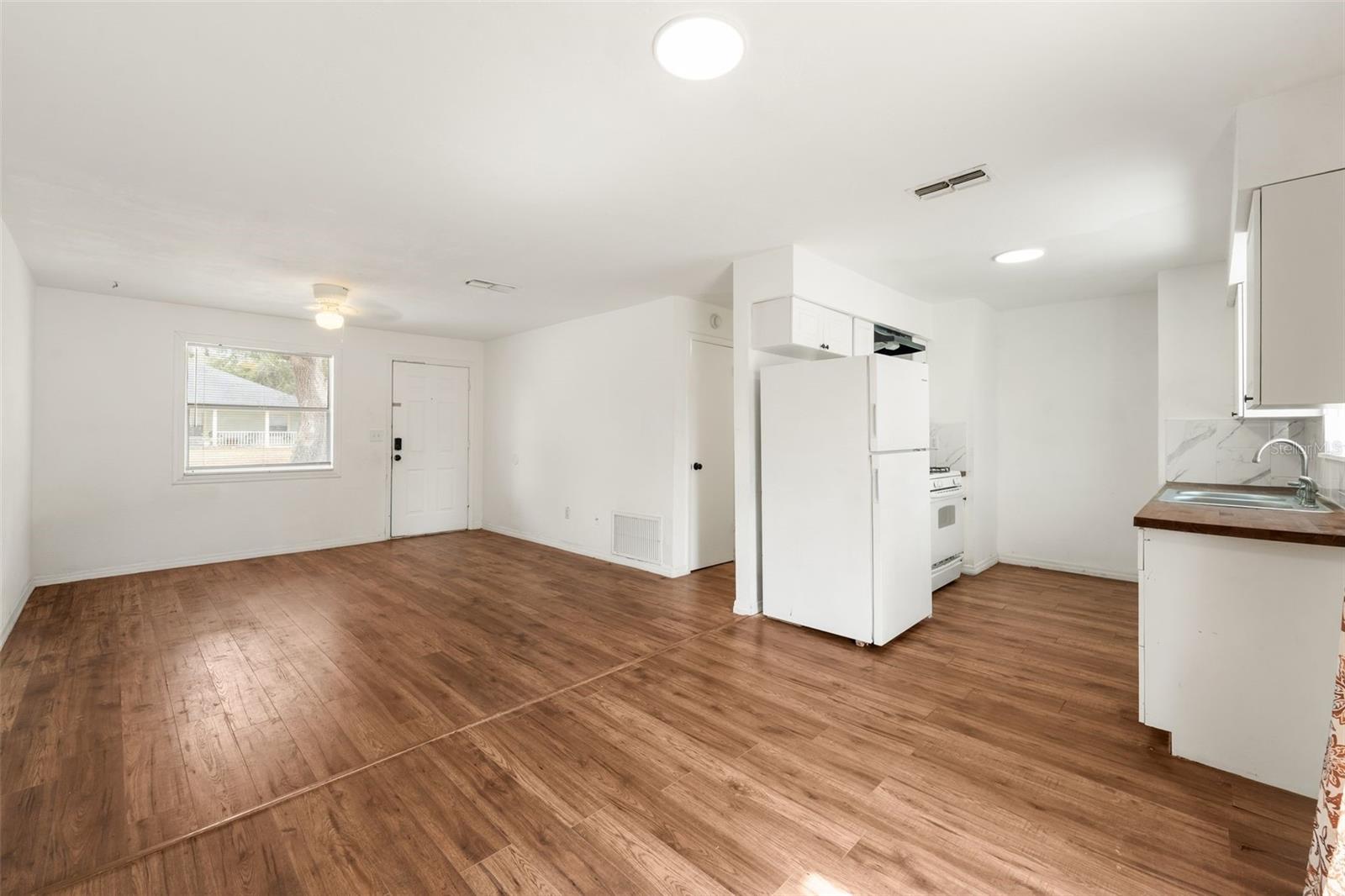 Image 8 of 21 For 1911 14th Avenue