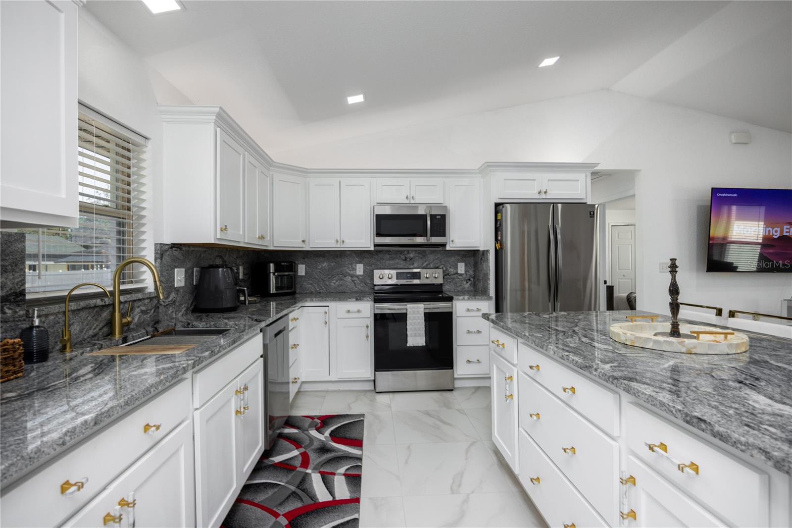 Image 21 of 56 For 5793 121st Terrace