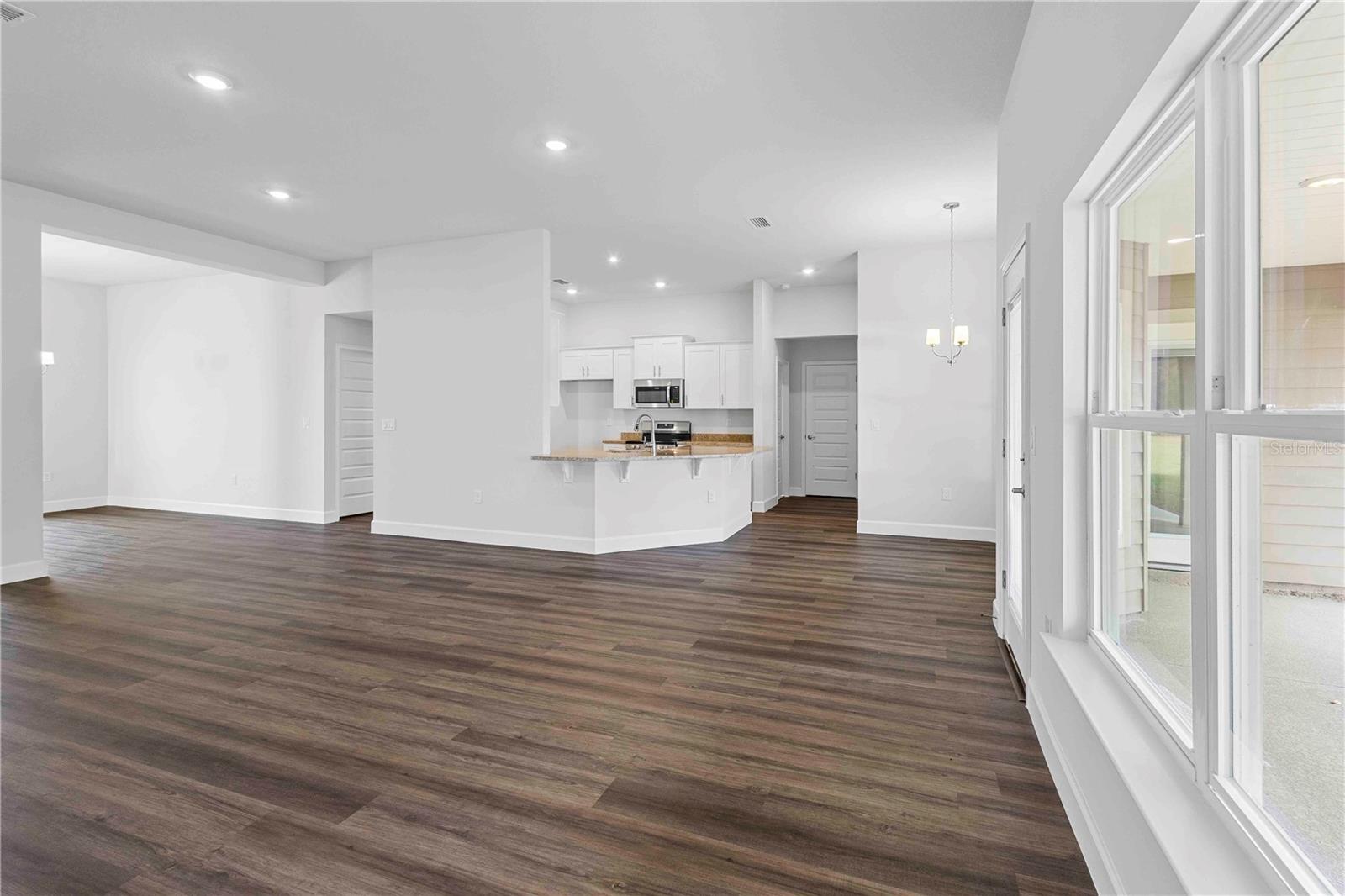 Image 37 of 44 For 483 Bellflower Drive