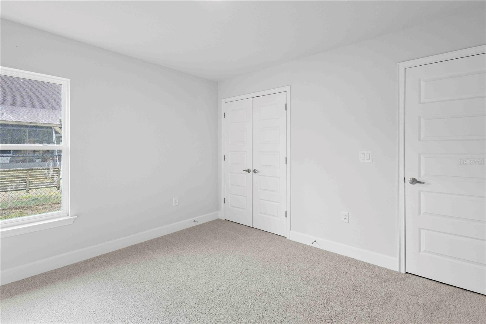 Image 7 of 44 For 483 Bellflower Drive