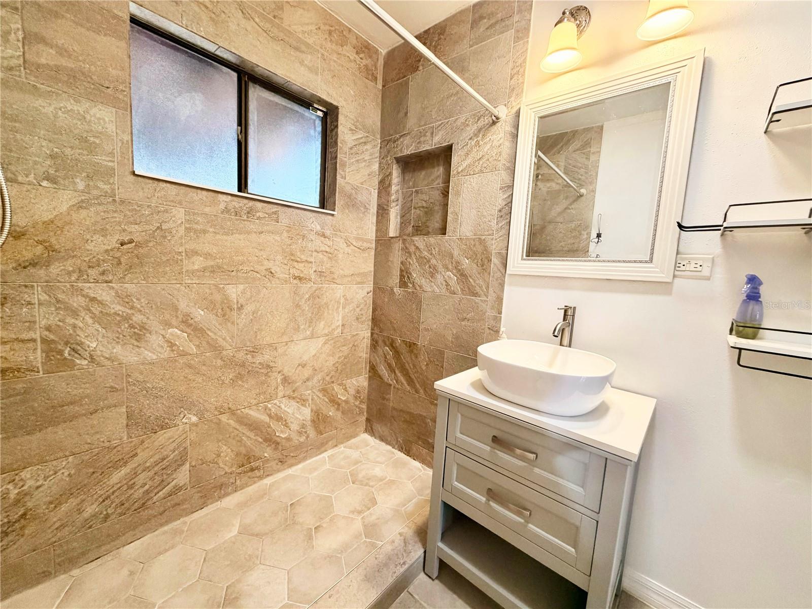 Image 11 of 20 For 2036 31st Avenue