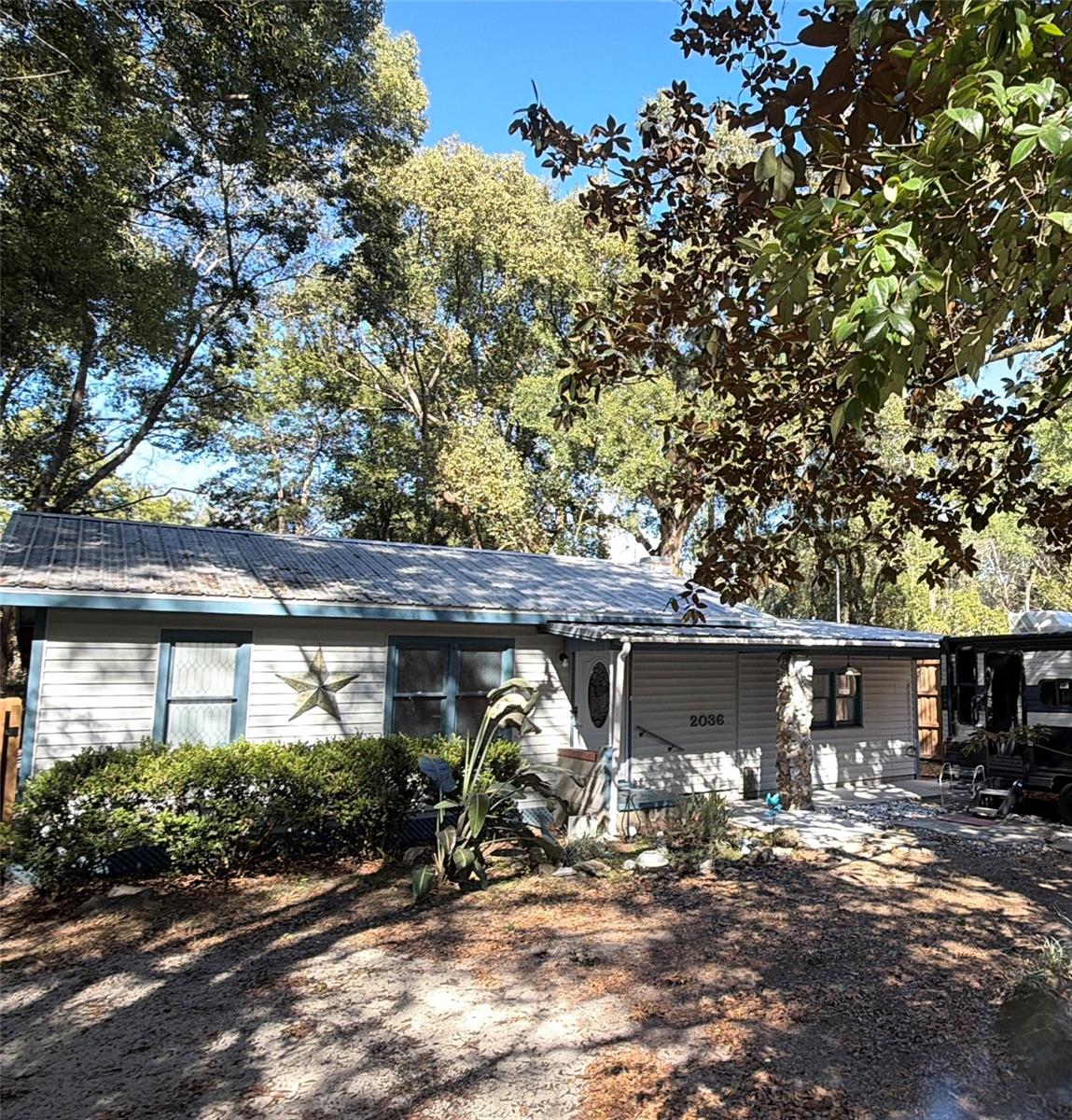 Image 3 of 20 For 2036 31st Avenue