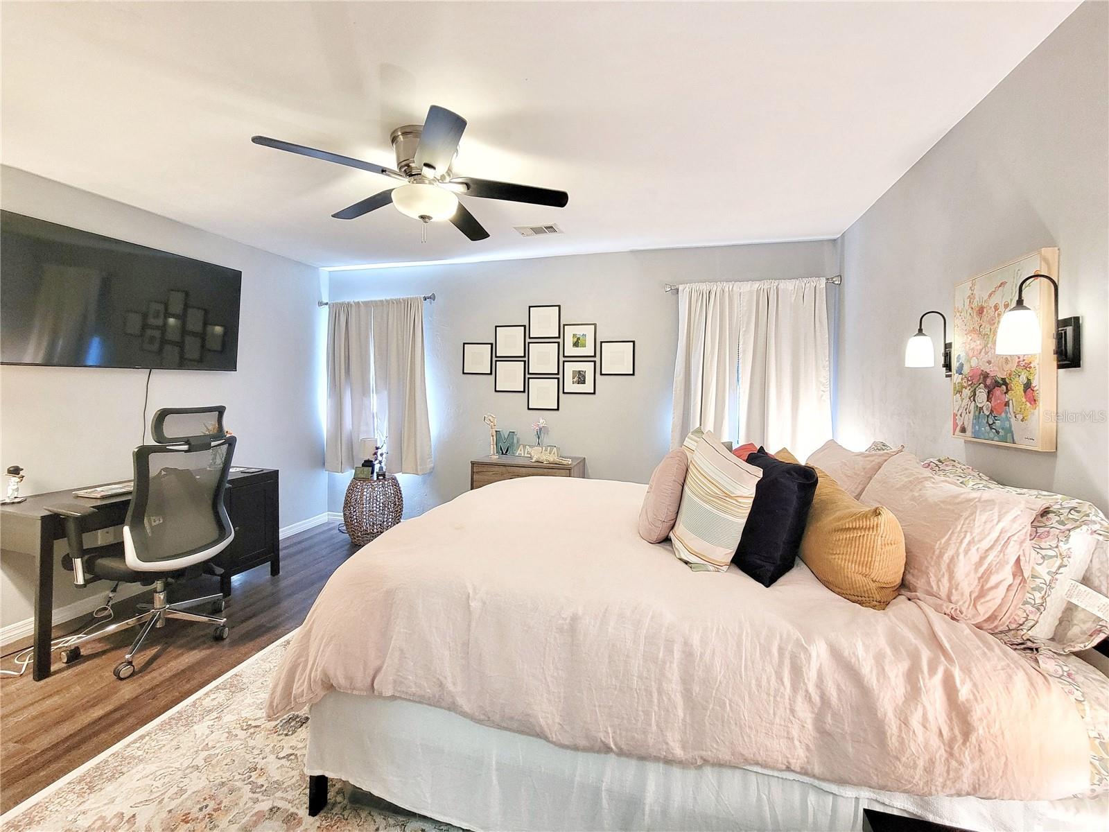 Image 14 of 22 For 2830 14th Drive