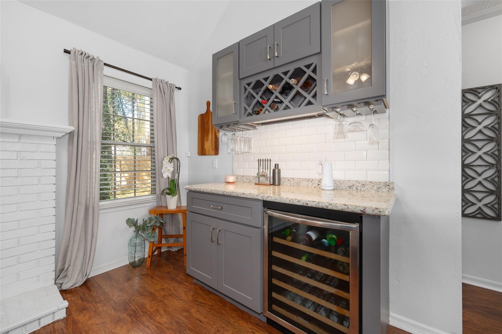 Image 17 of 41 For 5326 83rd Terrace