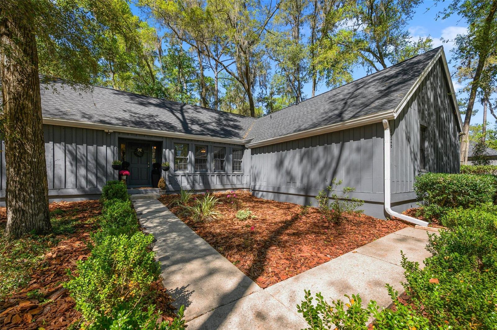 Image 3 of 41 For 5326 83rd Terrace