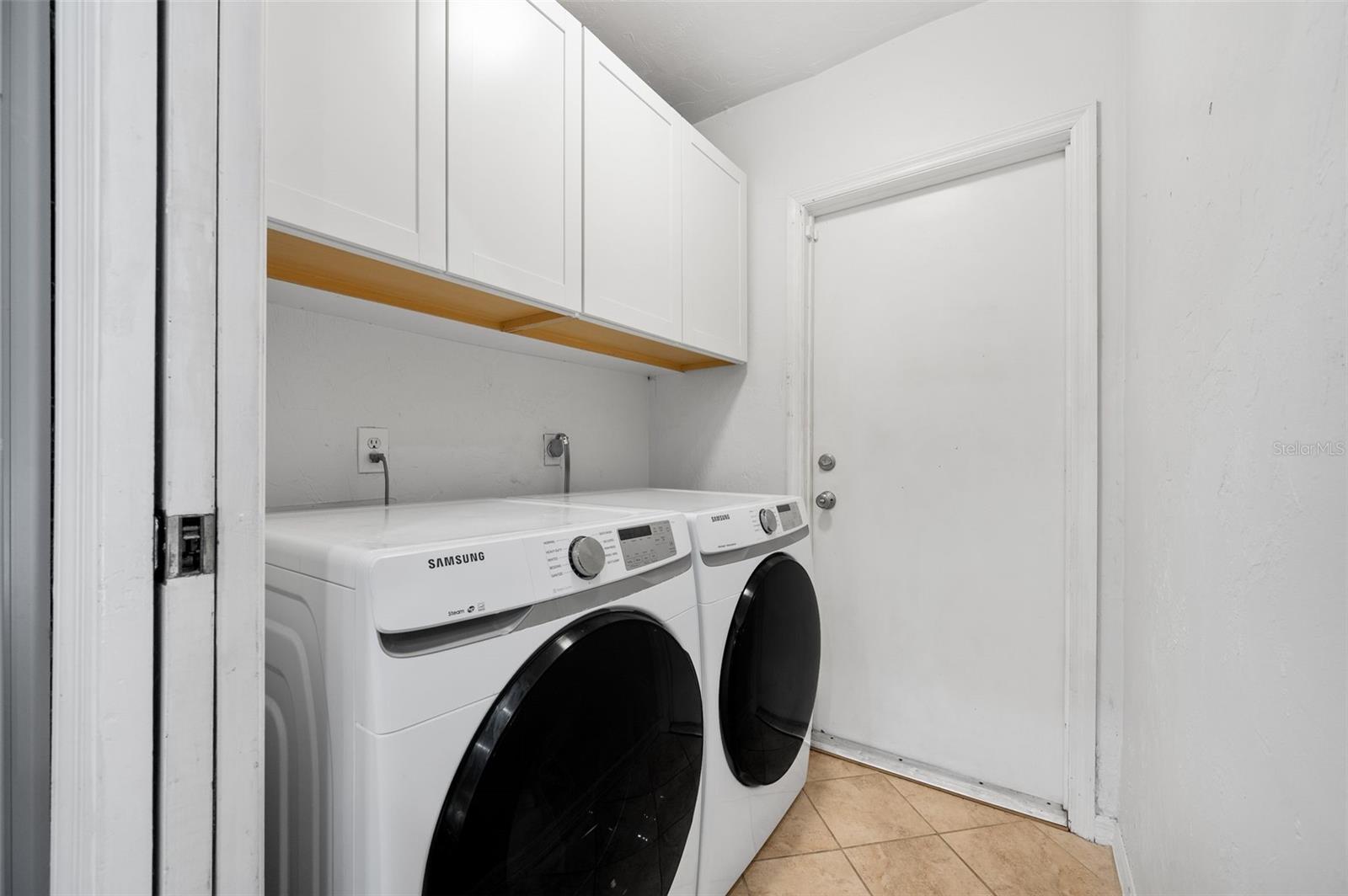 Image 33 of 41 For 5326 83rd Terrace