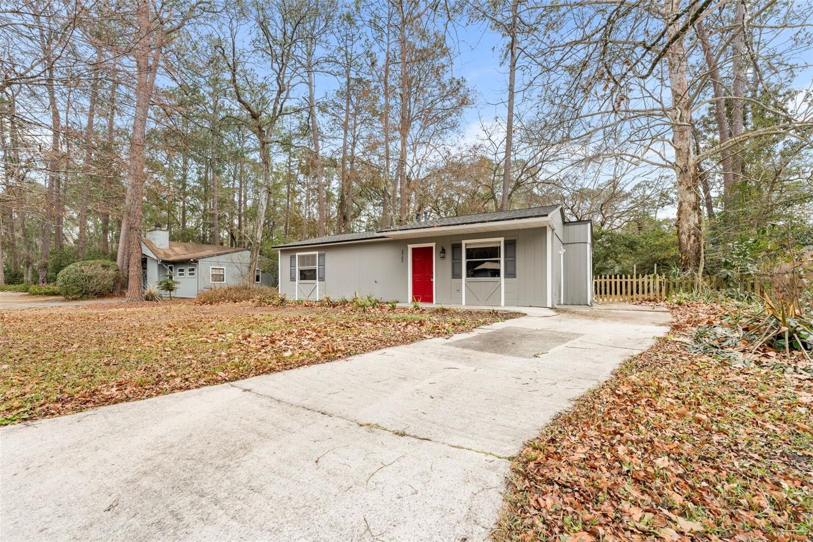 Image 33 of 34 For 2705 47th Place