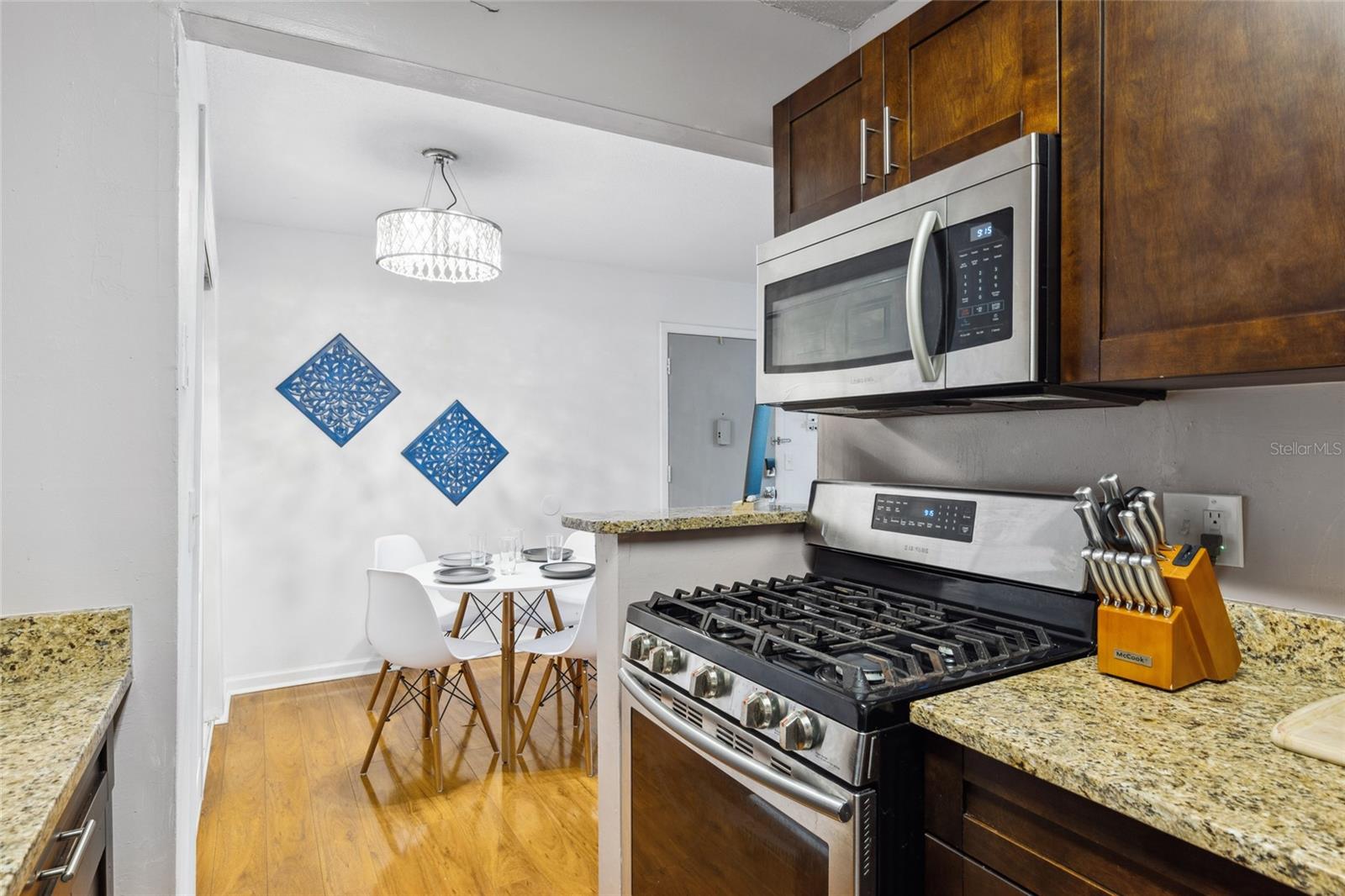 Image 10 of 18 For 1700 16th Court P24