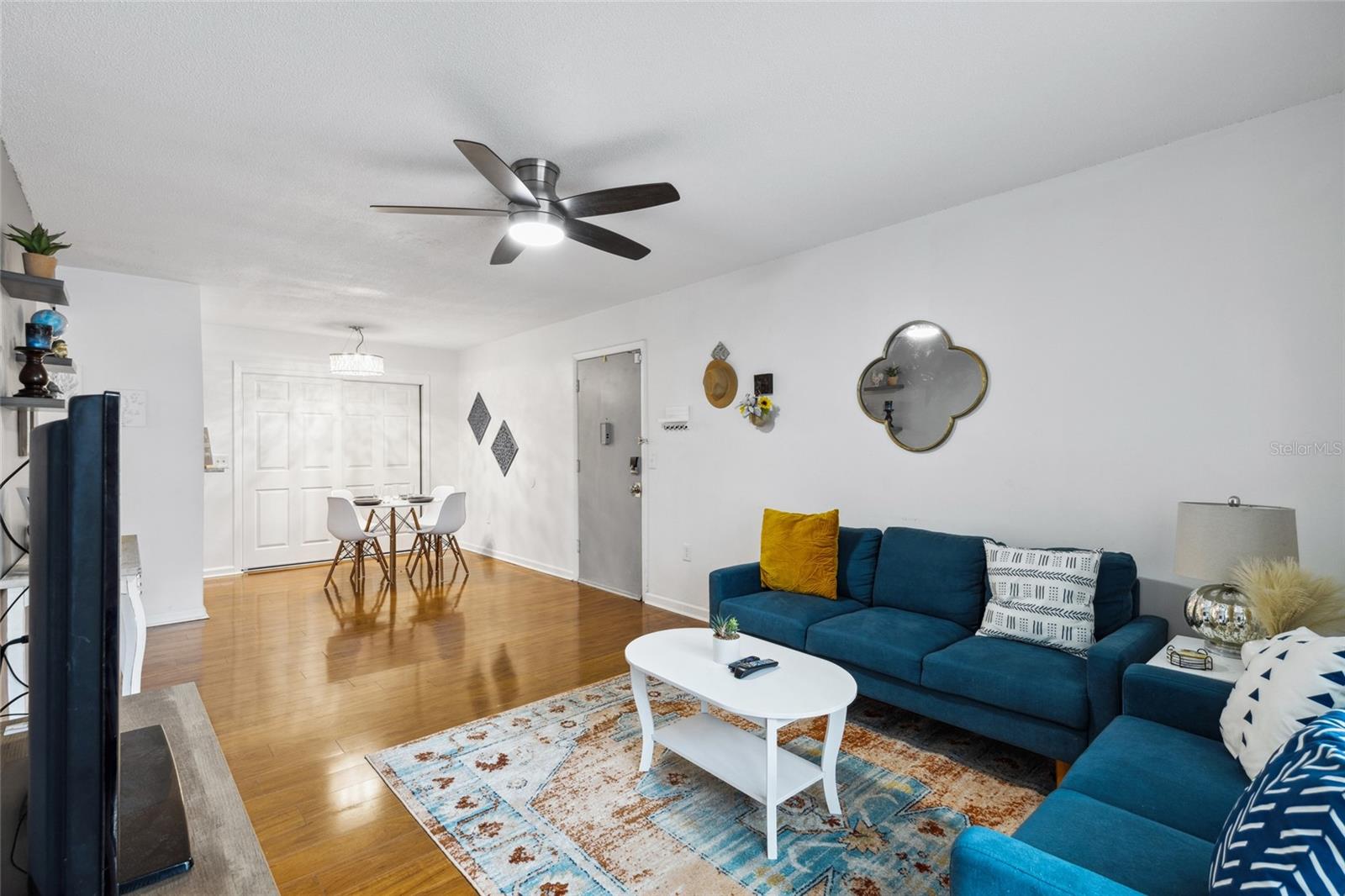 Image 6 of 18 For 1700 16th Court P24