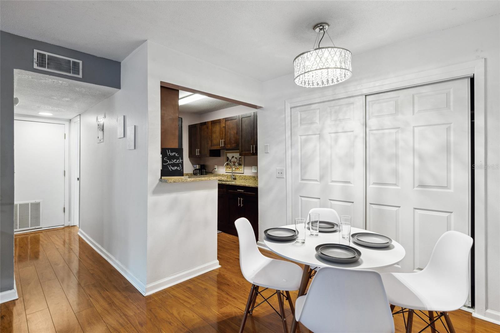 Image 8 of 18 For 1700 16th Court P24