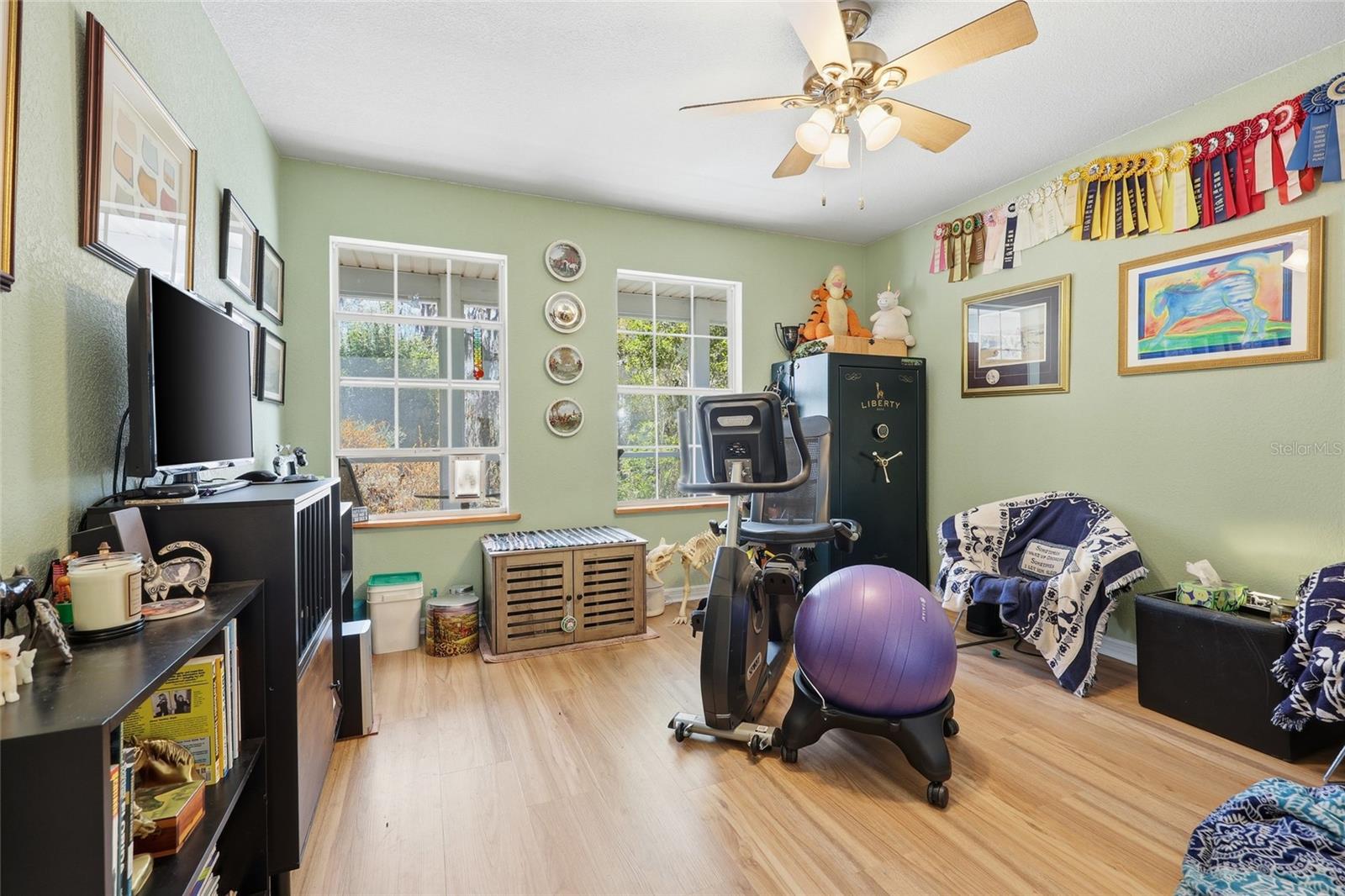 Image 15 of 49 For 27471 173rd Terrace