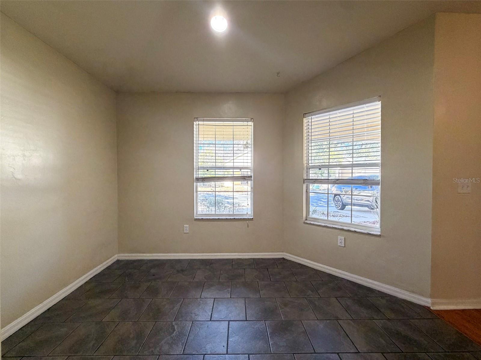 Image 6 of 34 For 2131 52nd Place