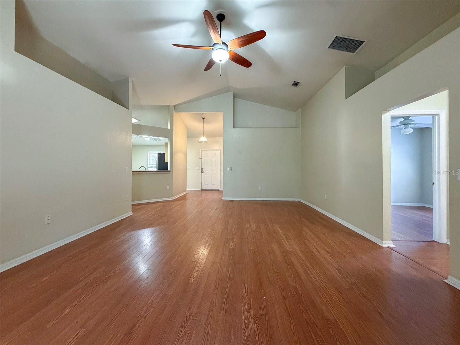 Image 9 of 34 For 2131 52nd Place