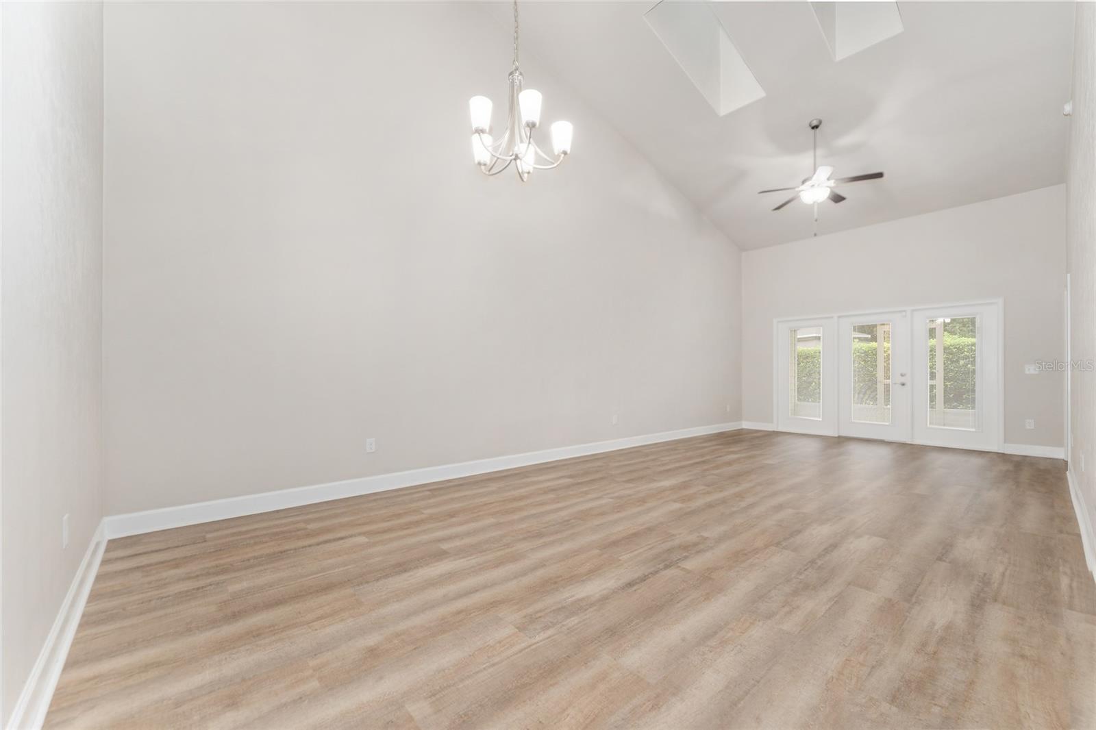 Image 28 of 65 For 1093 126th Way