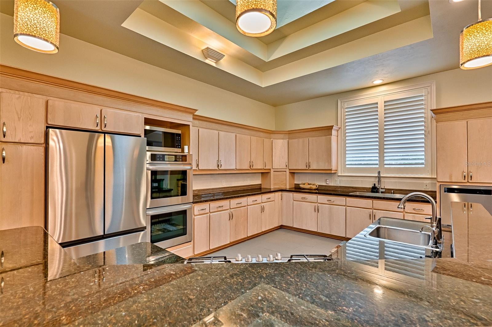 Image 12 of 64 For 10505 41st Place