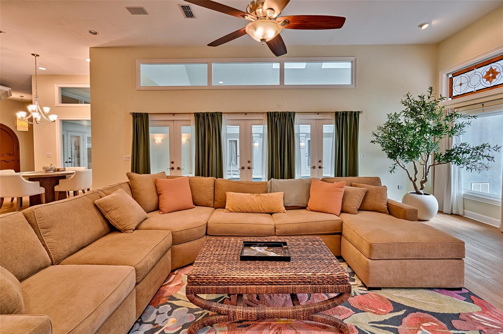 Image 18 of 64 For 10505 41st Place