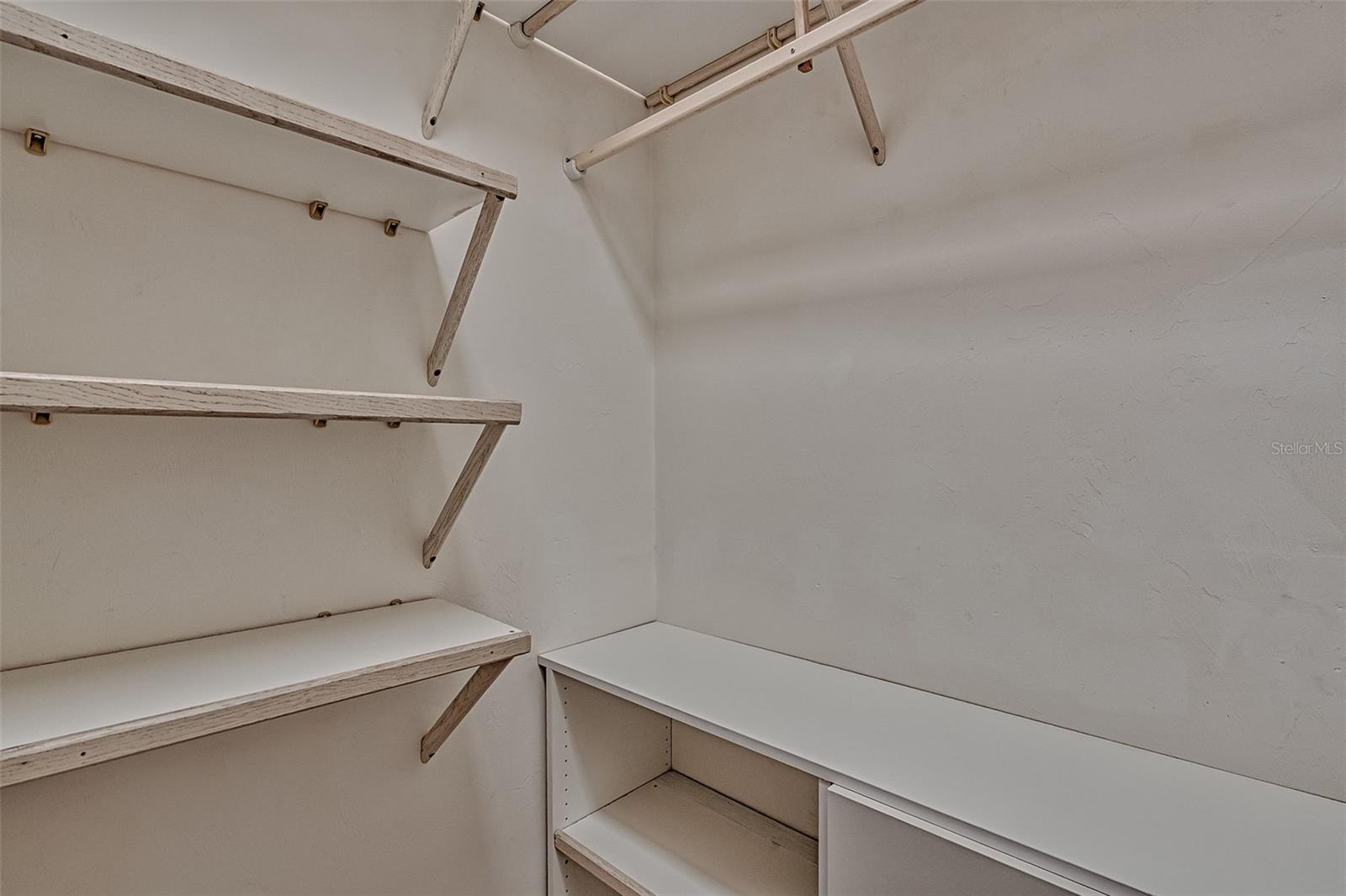 Image 28 of 64 For 10505 41st Place