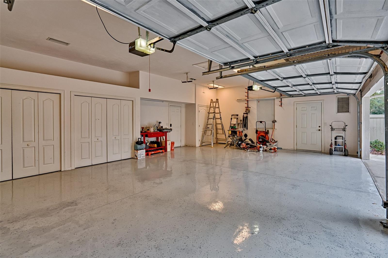 Image 62 of 64 For 10505 41st Place