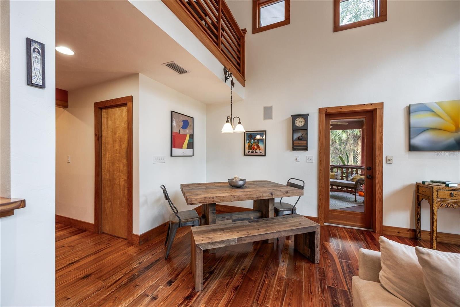 Image 18 of 72 For 22675 75th Avenue Road