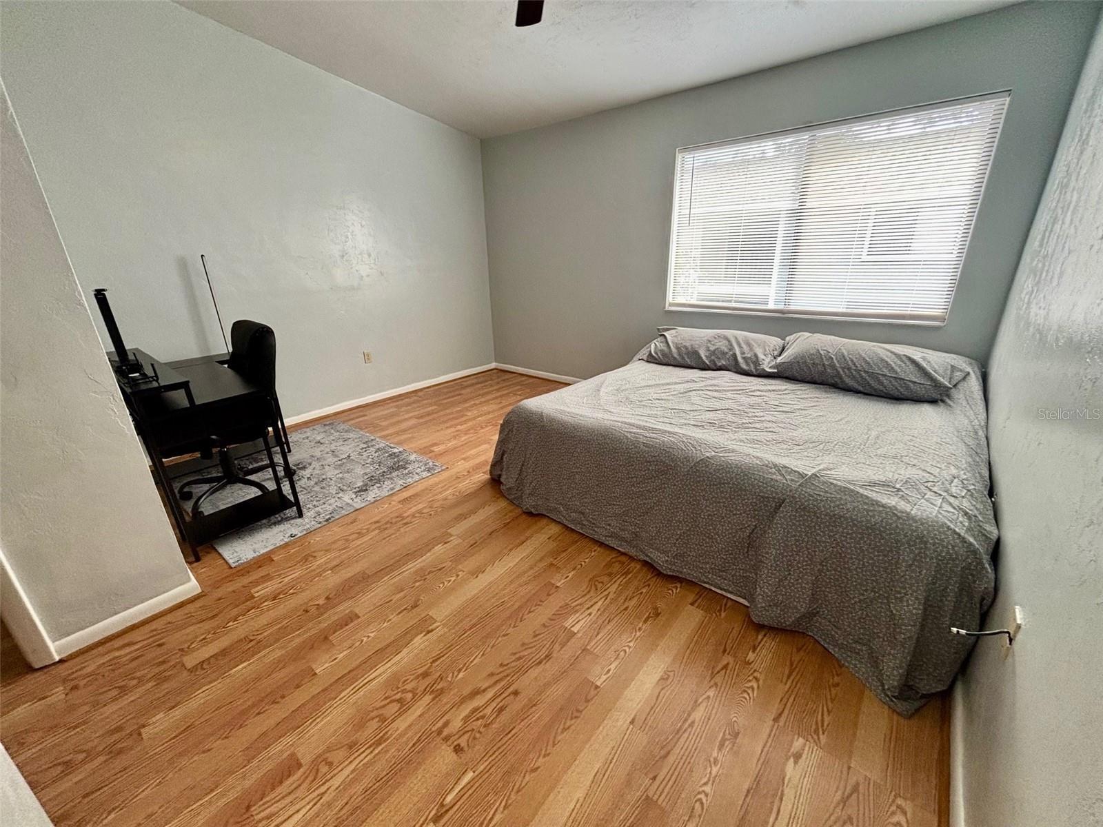 Image 10 of 19 For 4009 20th Lane