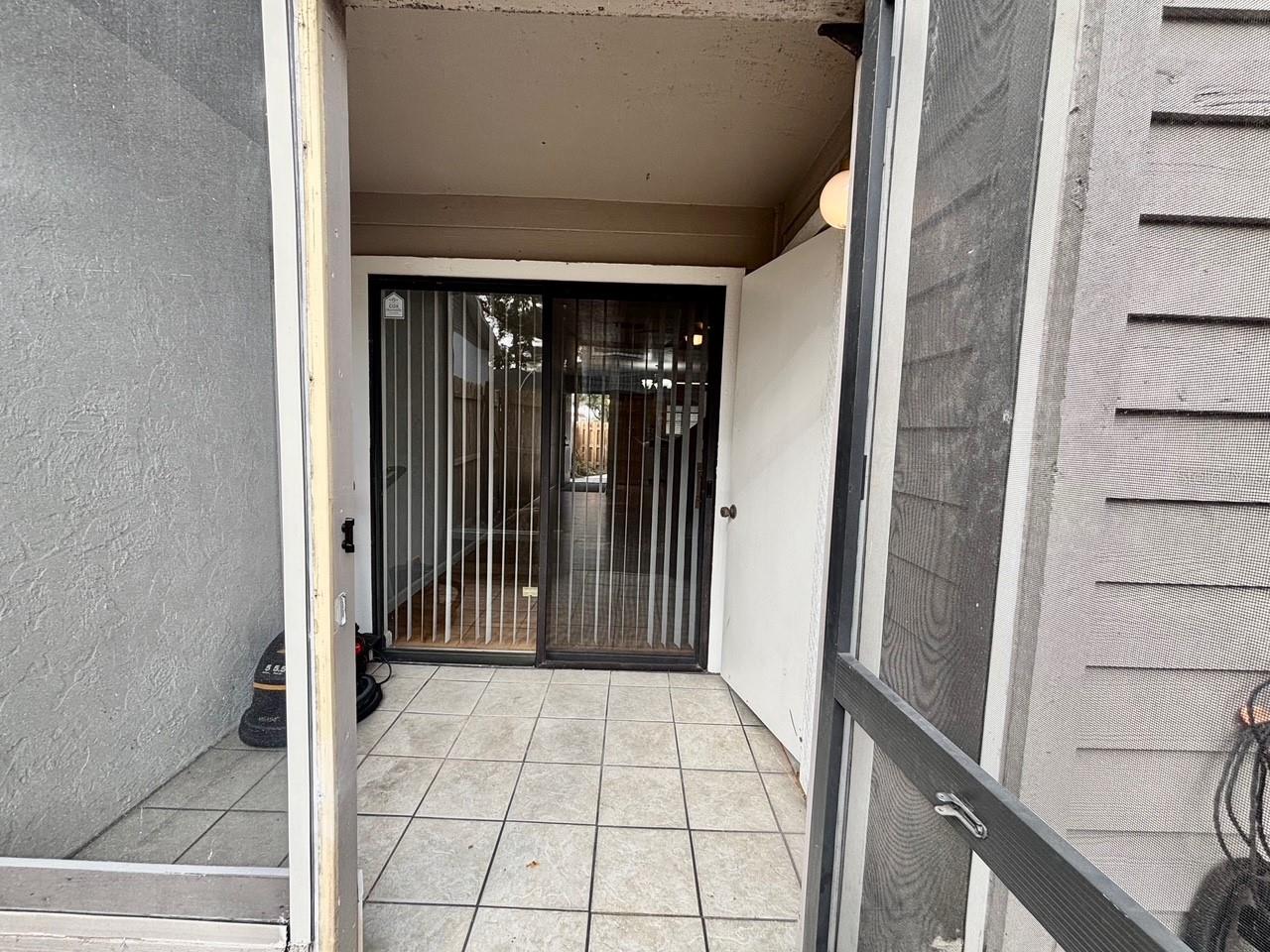 Image 15 of 19 For 4009 20th Lane