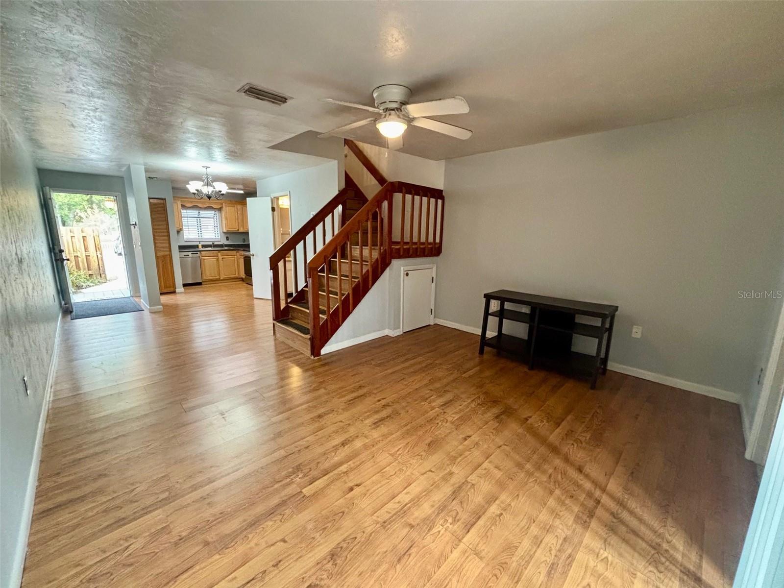 Image 3 of 19 For 4009 20th Lane