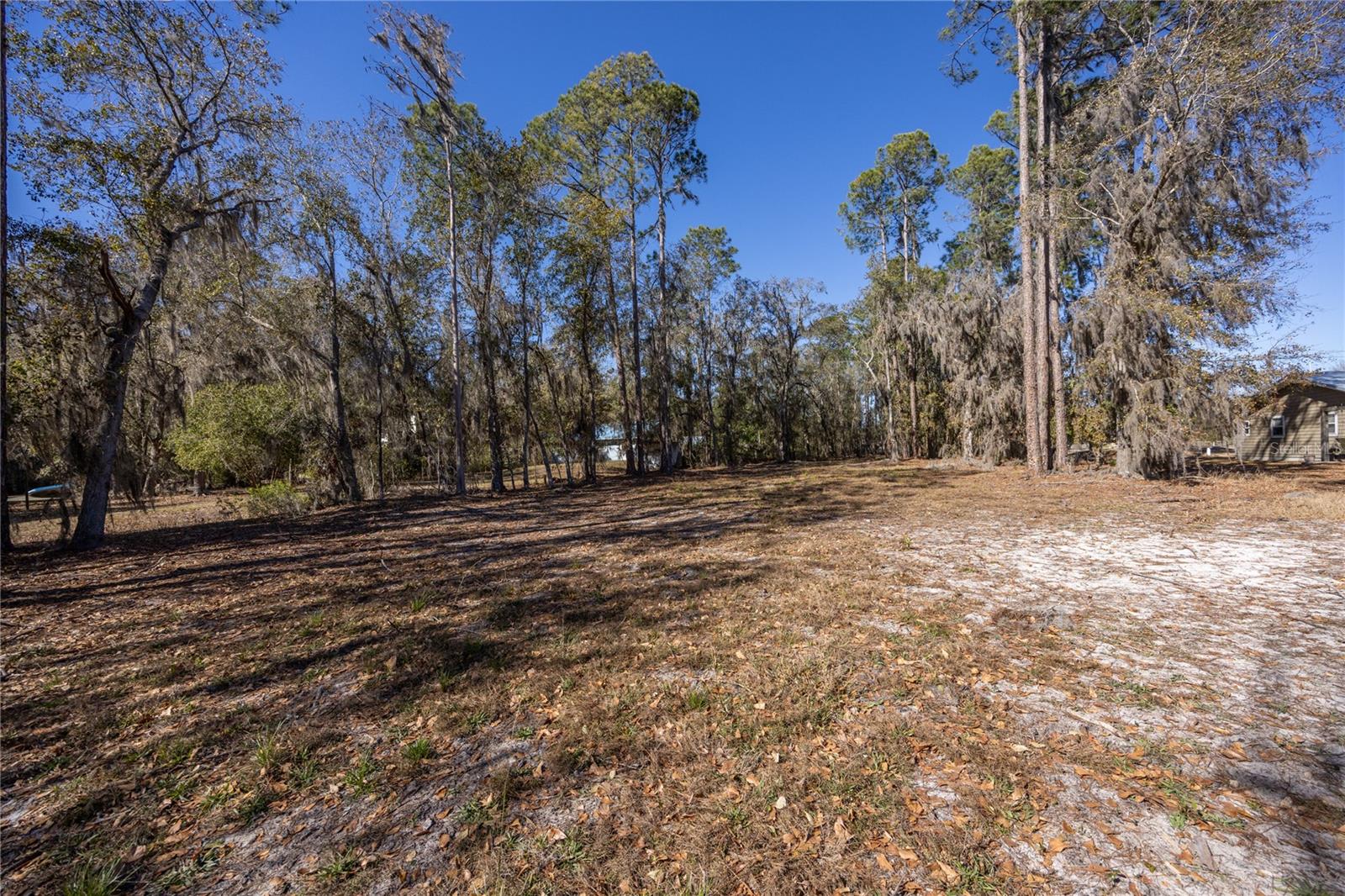 Image 9 of 29 For  155th Way 
