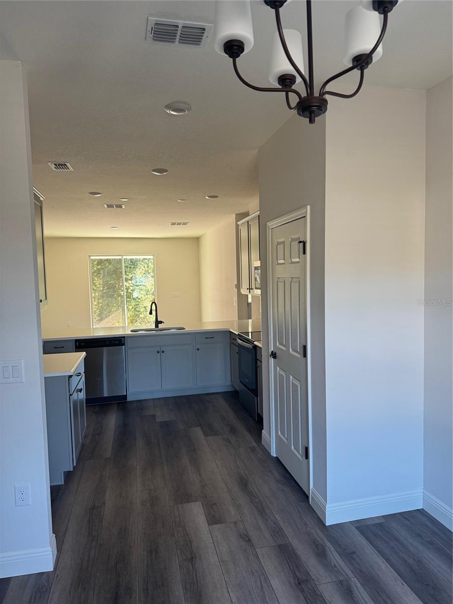 Image 10 of 50 For 10645 51st Avenue