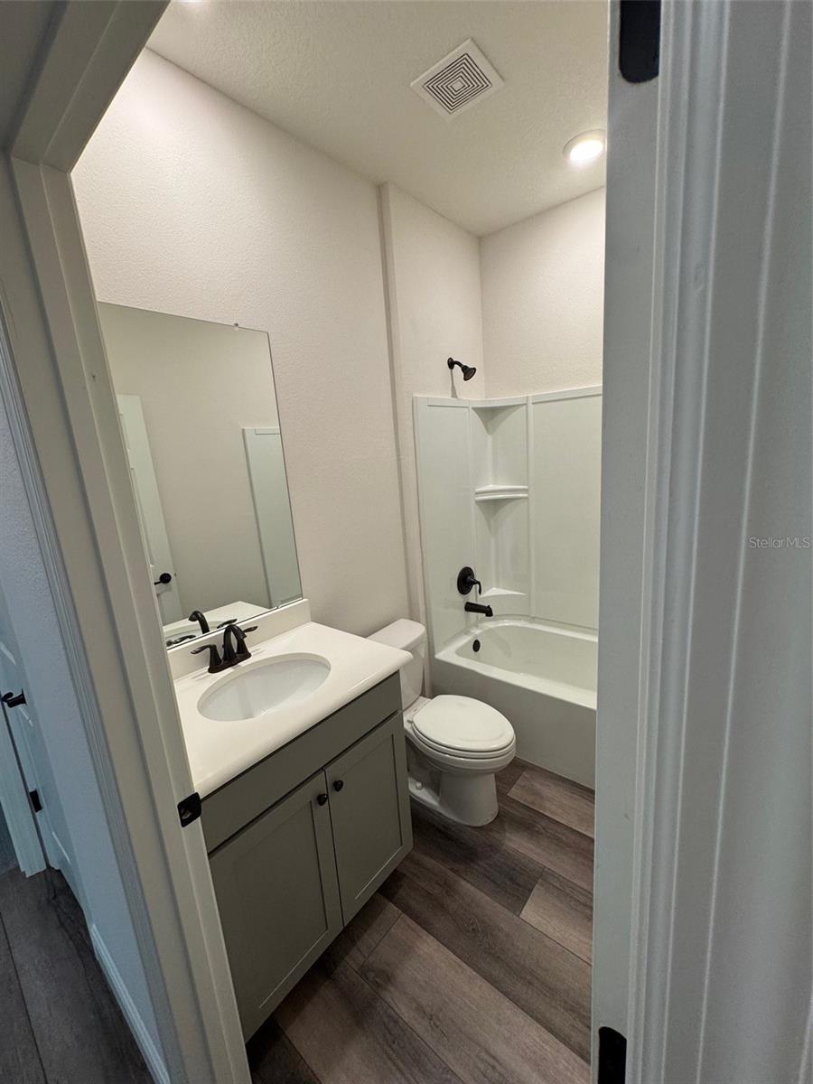 Image 14 of 50 For 10645 51st Avenue