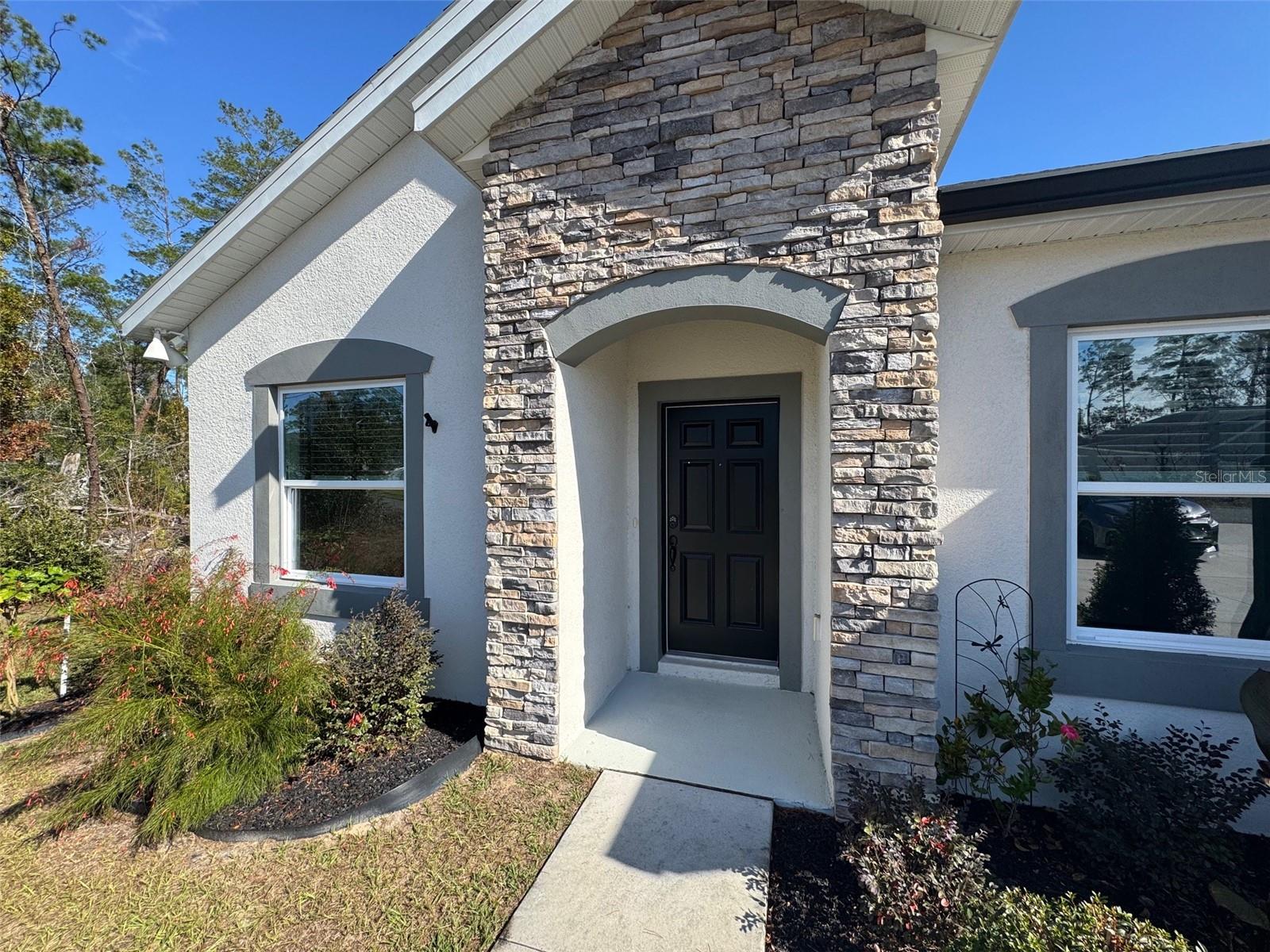 Image 2 of 50 For 10645 51st Avenue