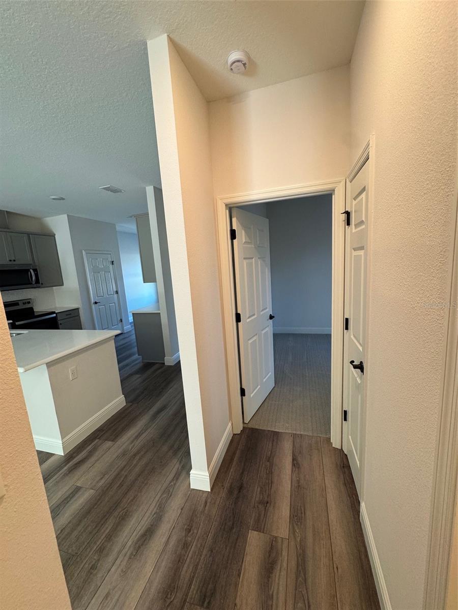 Image 5 of 50 For 10645 51st Avenue