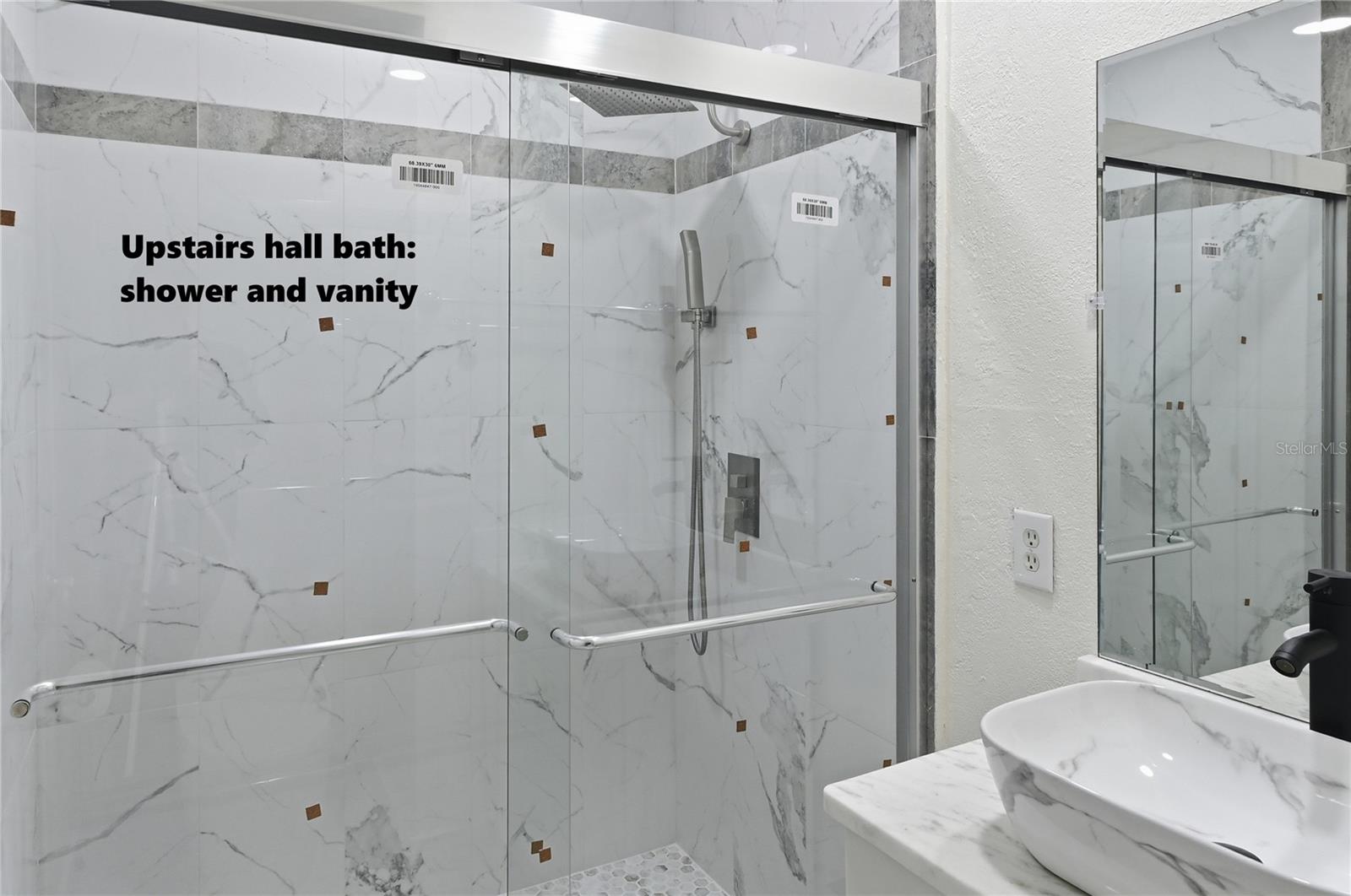 Image 24 of 39 For 174 Clubview Circle